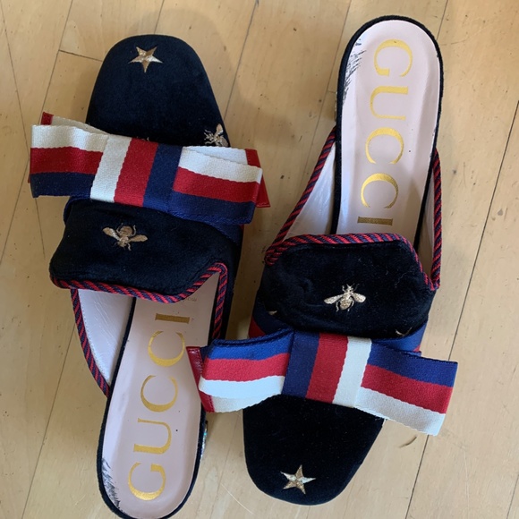 GUCCI Black velvet, web bow, bee/star mule, 40/10. PG - Picture 3 of 9